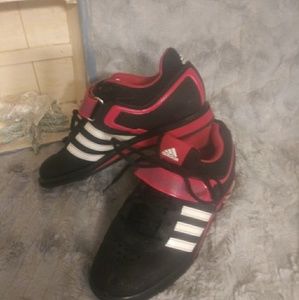 Adidas powerlift shoes
